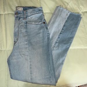 A&F ankle straight curve love jeans